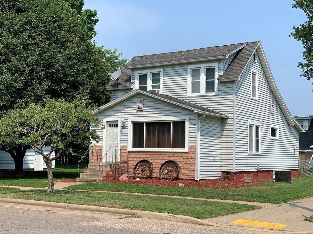 13500 Thomas St, Osseo, WI 54758