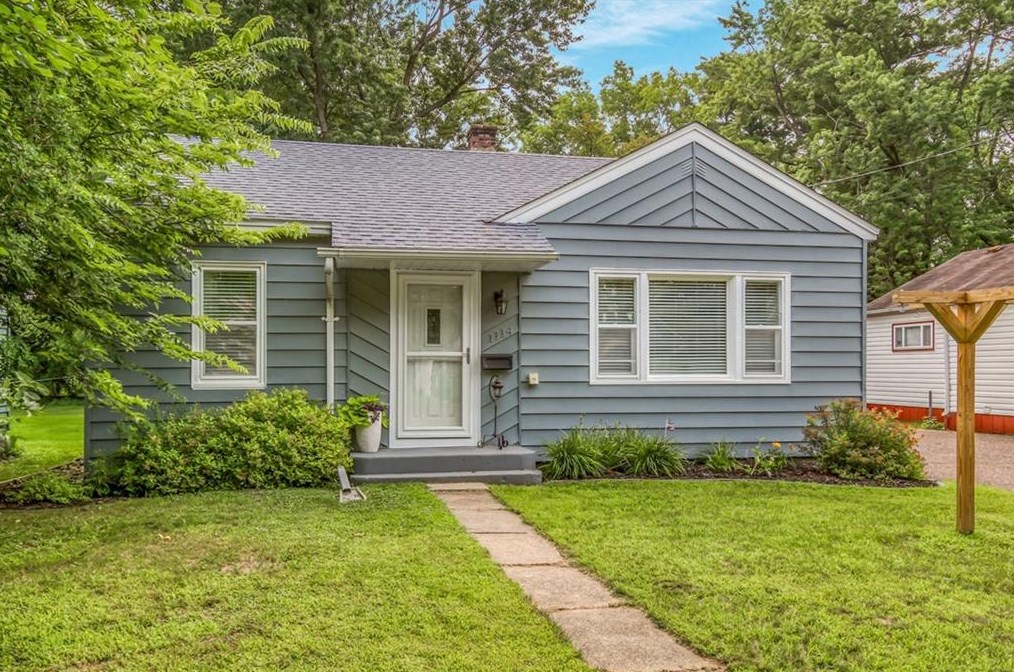 1114 Tainter St, Rusk, WI 54751