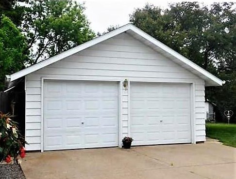 18636 Dewey St, Whitehall, WI 54773