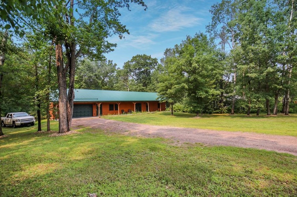 305 Davis St, Wascott, WI 54859-9163