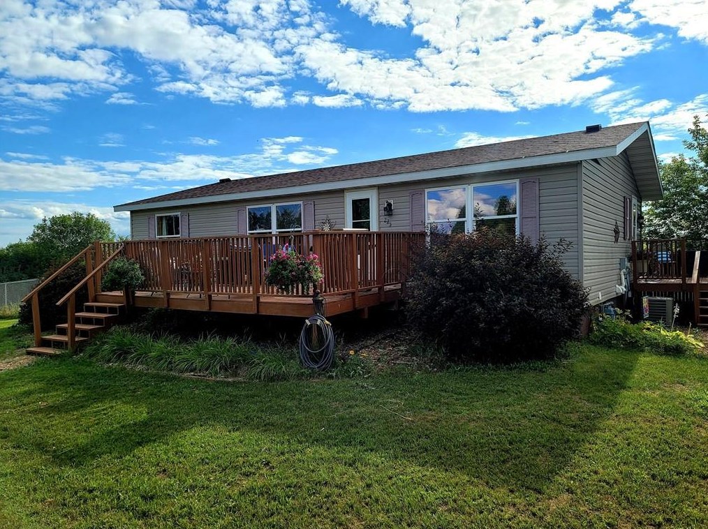 225 Hardiman Ave, Hillsdale, WI 54733