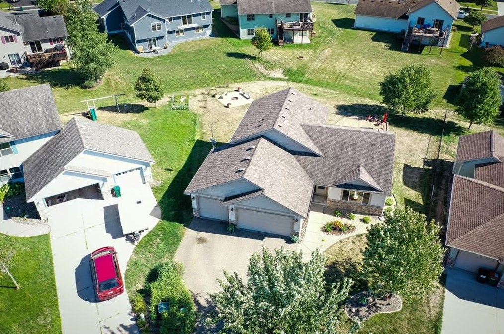 1632 Rolling Hills Ln, Troy WI  54022-2175 exterior