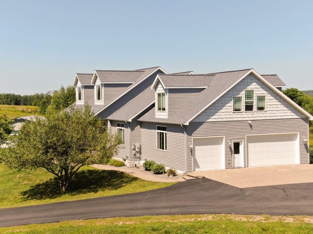 2730 72nd Ave, Hersey, WI 54027