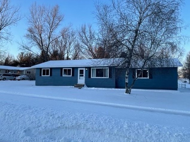 1202 Fairmont Ave, Eau Claire, WI 54703