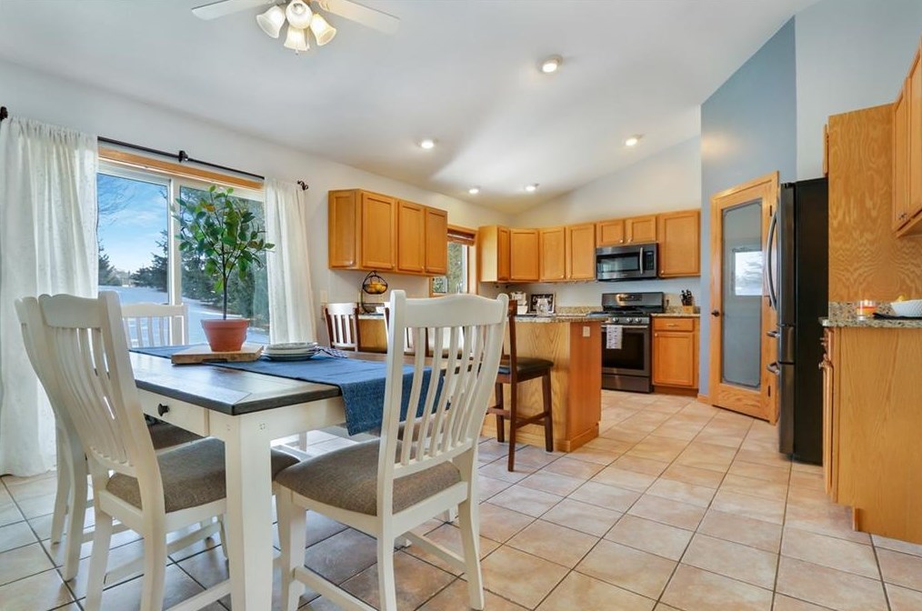 311 Brookshire Ct, Altoona, WI 54720