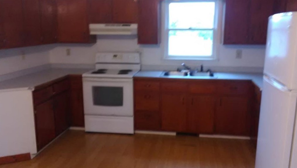 213 S Main St, Birchwood, WI 54817