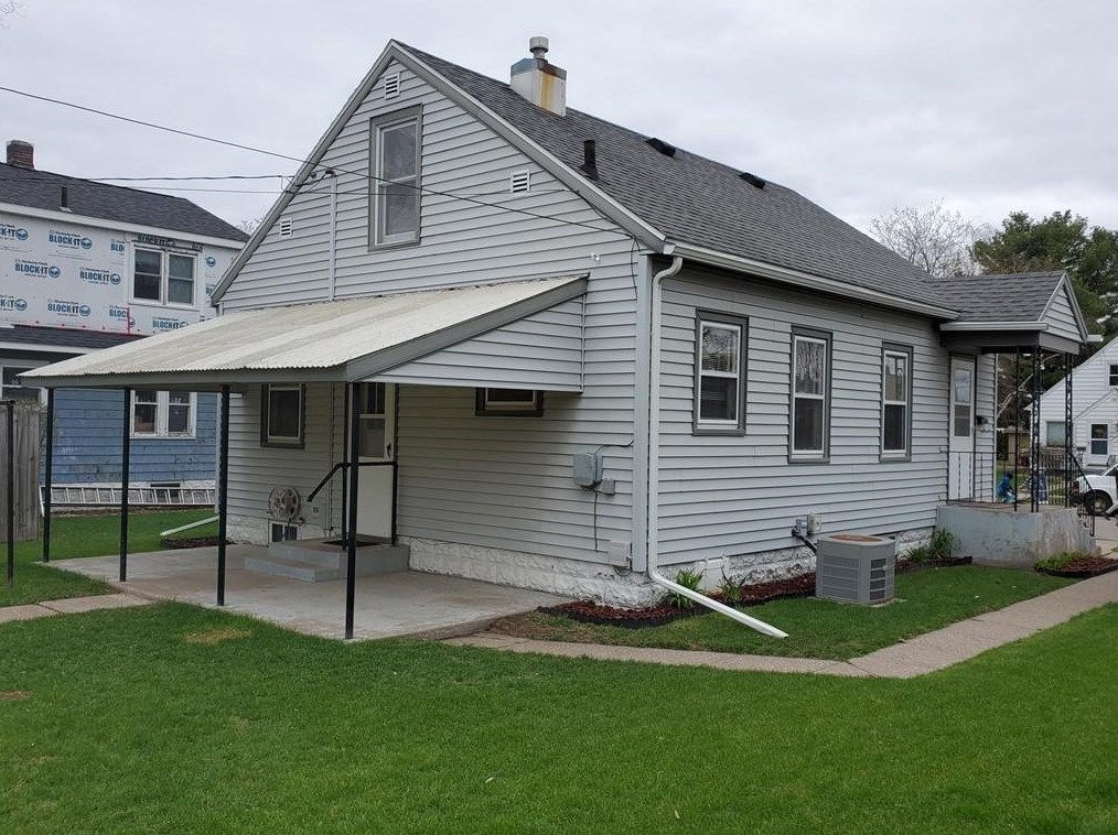 1526 Travis St, La Crosse, WI 54601