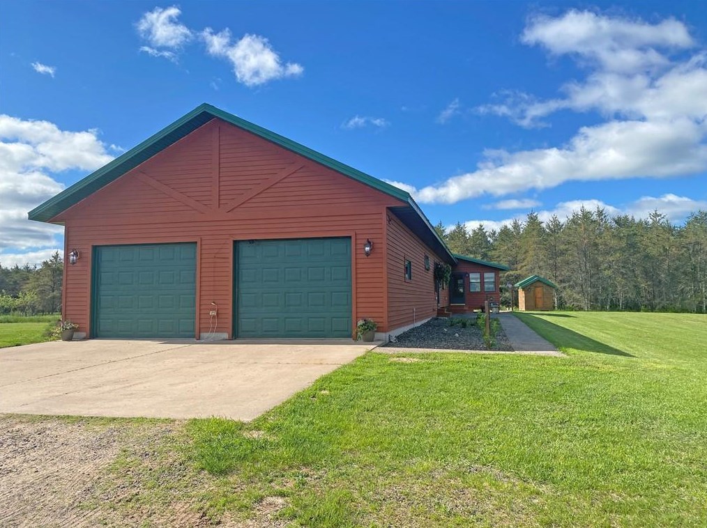 13645 W Lenroot Ln, LCO Commercial Cent, WI 54843