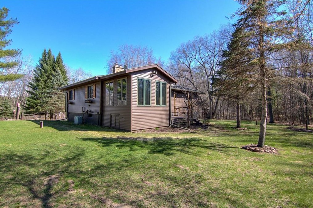 666 27 1/4 St, Chetek, WI 54728