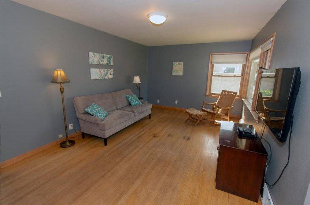 127 E Tyler Ave, Eau Claire, WI 54701