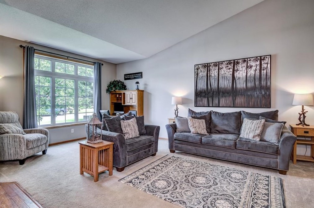 2013 Glenwood Ave, Eau Claire, WI 54703-3619