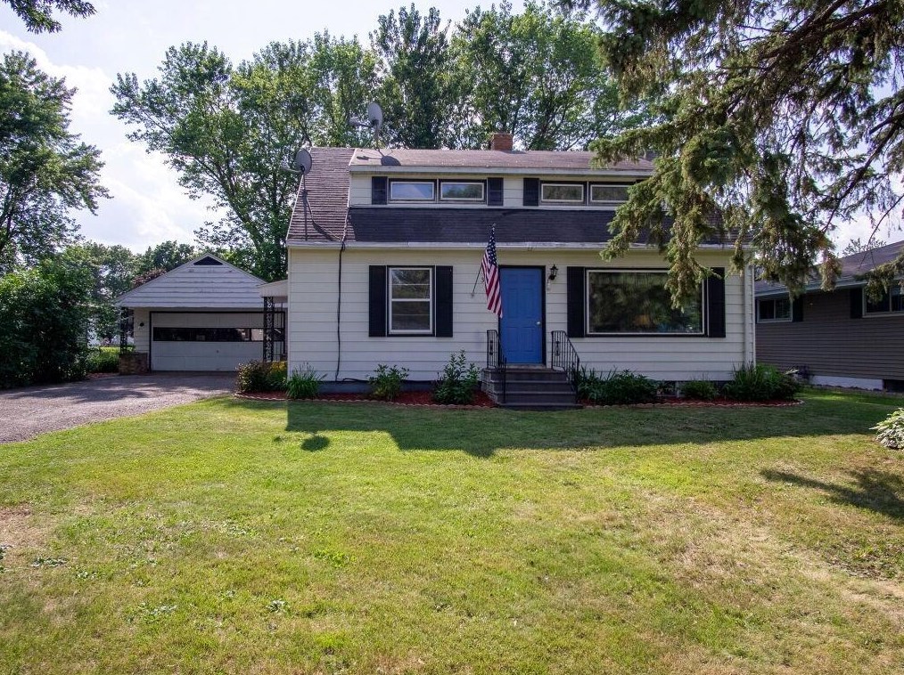 3220 Jupiter Ave, Eau Claire, WI 54703-0834
