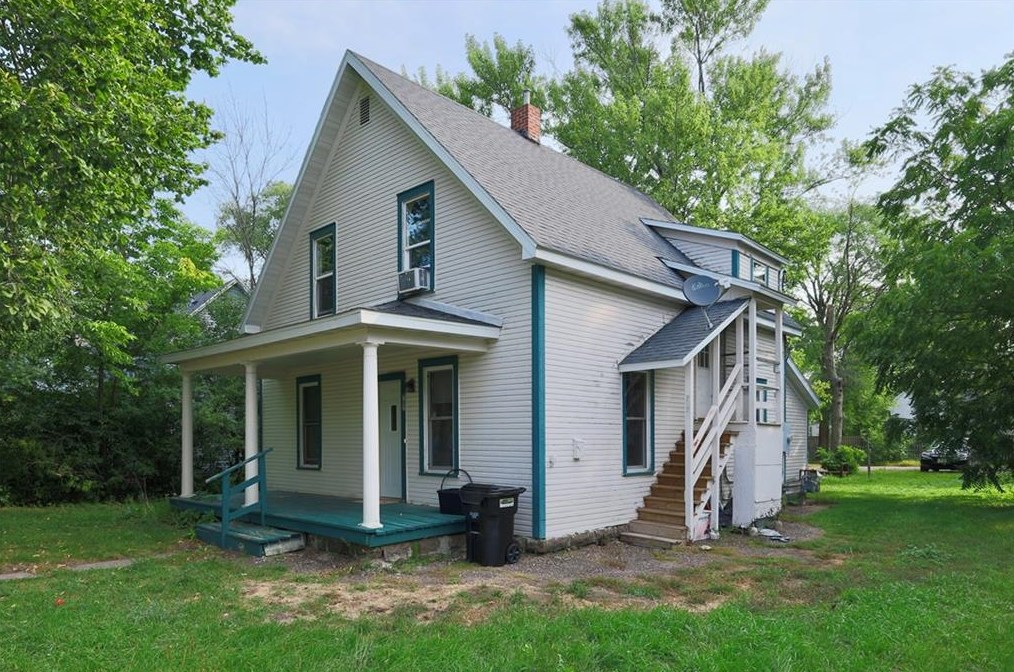 707 Balcom St, Eau Claire, WI 54703-3103