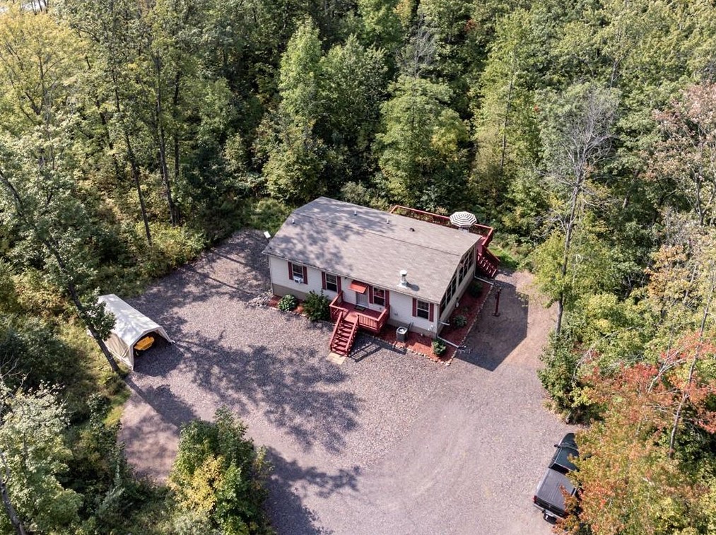 15837 W Rollingwood Rd, Stone Lake, WI 54876