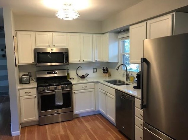 703 W 11th St, Altoona, WI 54720