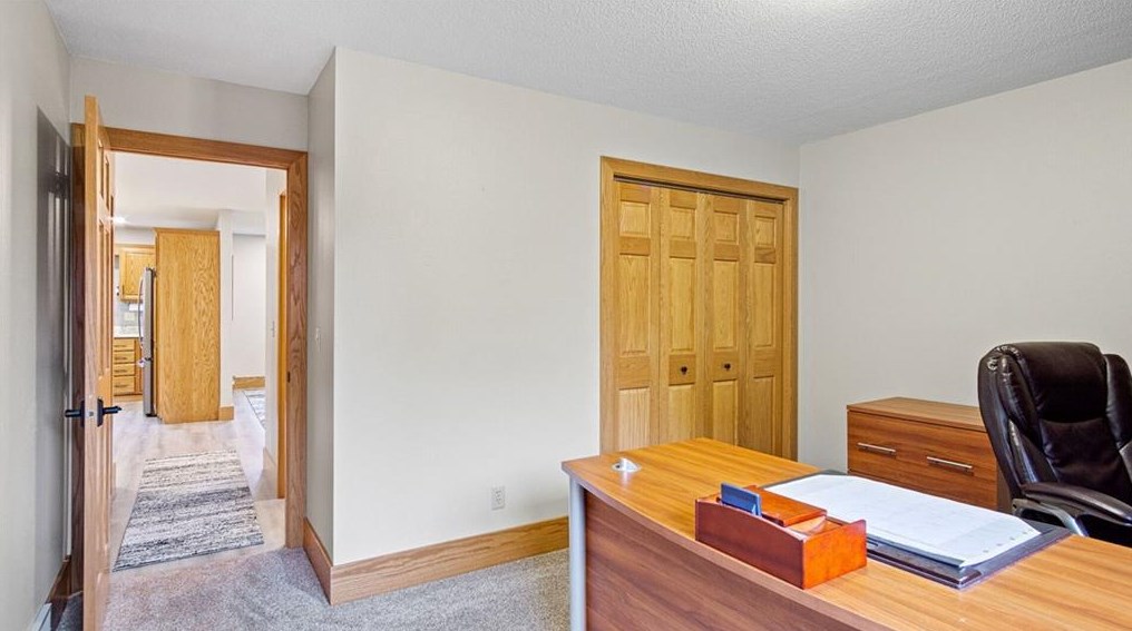 4737 Palmer Ln, Eau Claire WI  54701-7960 exterior