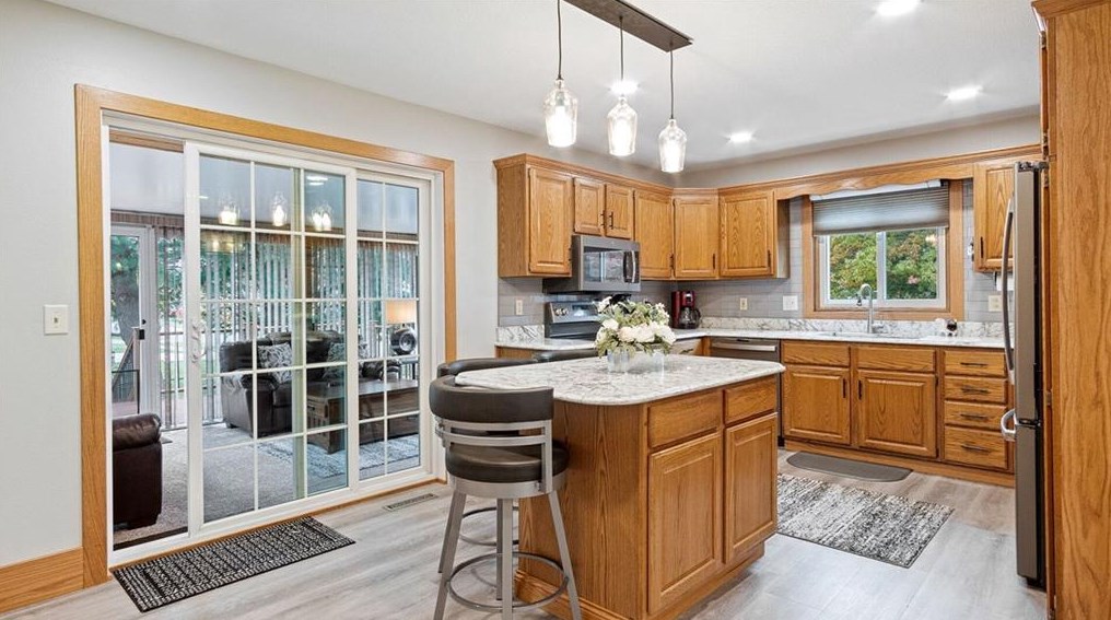 4737 Palmer Ln, Eau Claire WI  54701-7960 exterior