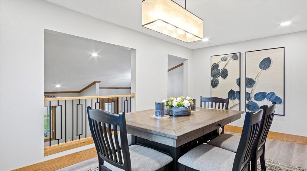 4737 Palmer Ln, Eau Claire WI  54701-7960 exterior