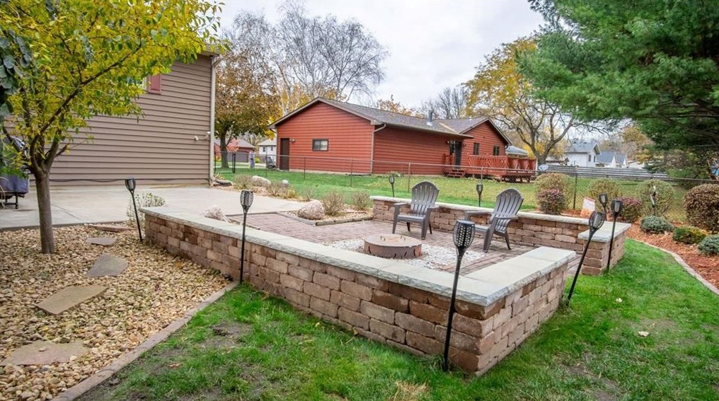 4737 Palmer Ln, Eau Claire WI  54701-7960 exterior