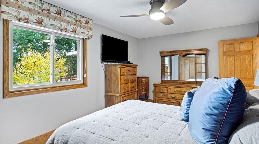 4737 Palmer Ln, Eau Claire WI  54701-7960 exterior