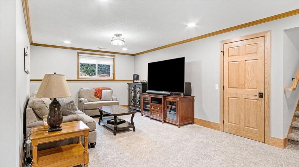 4737 Palmer Ln, Eau Claire WI  54701-7960 exterior