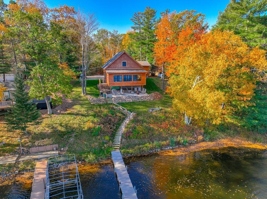 5346 Yellowsands Dr, Spooner, WI 54801