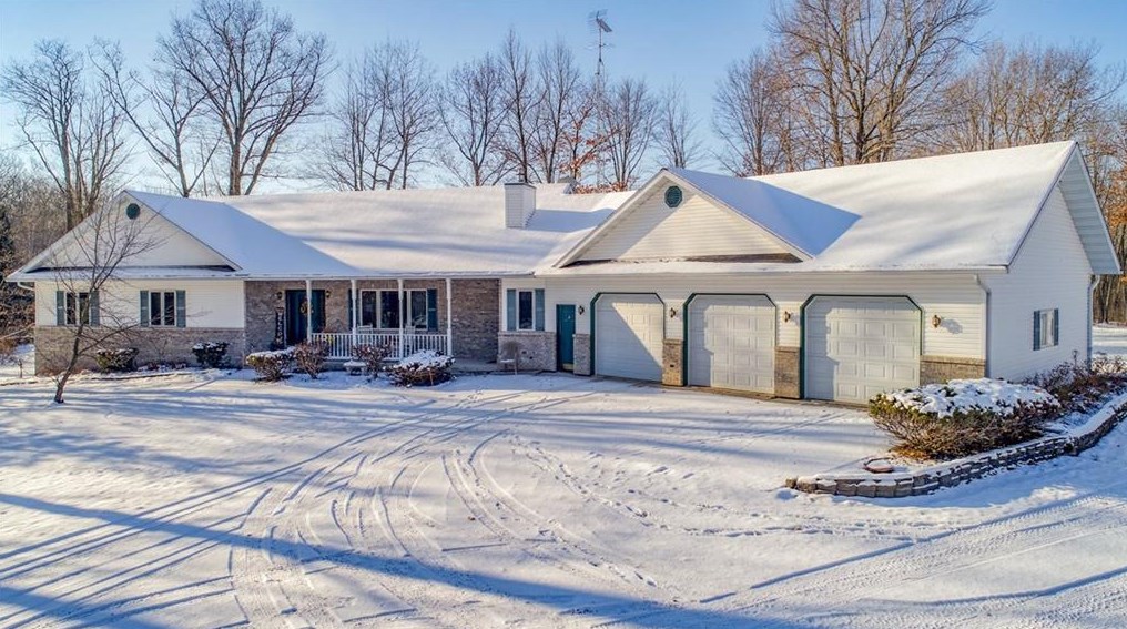 24505 250th Ave, Holcombe, WI 54745