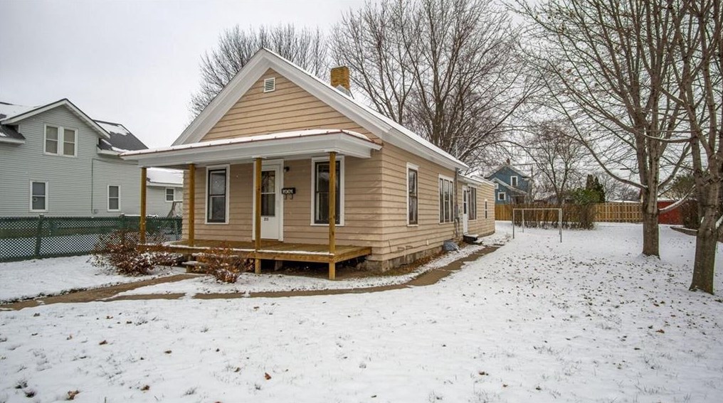 213 State St, Eau Claire, WI 54729-2858