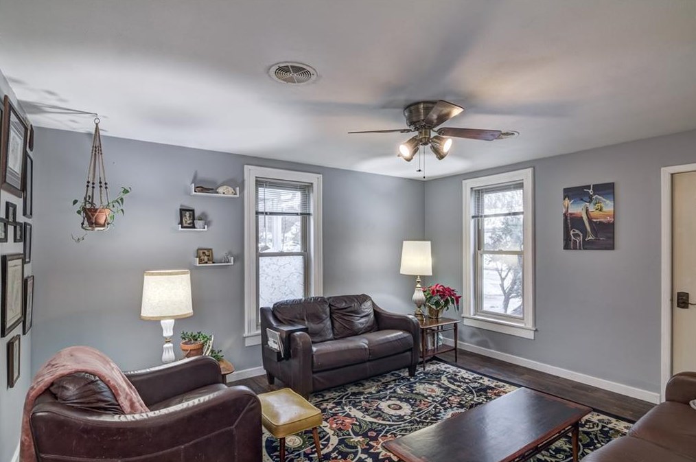646 Park Ridge Dr, Eau Claire, WI 54703