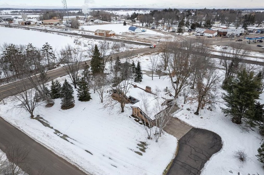 100 S Gilman St, Gilman, WI 54433
