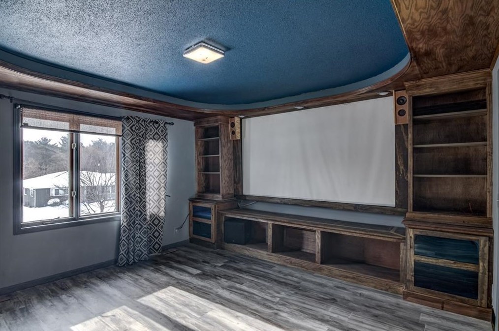 608 Hewitt St, Eau Claire, WI 54703-1412