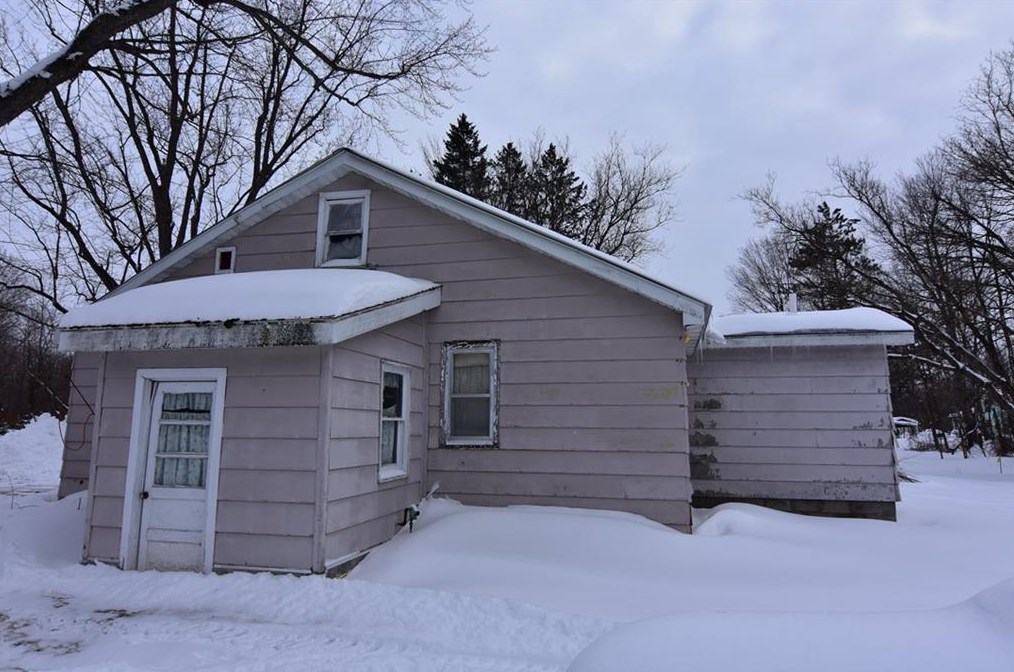 26694 278th St, Holcombe, WI 54745