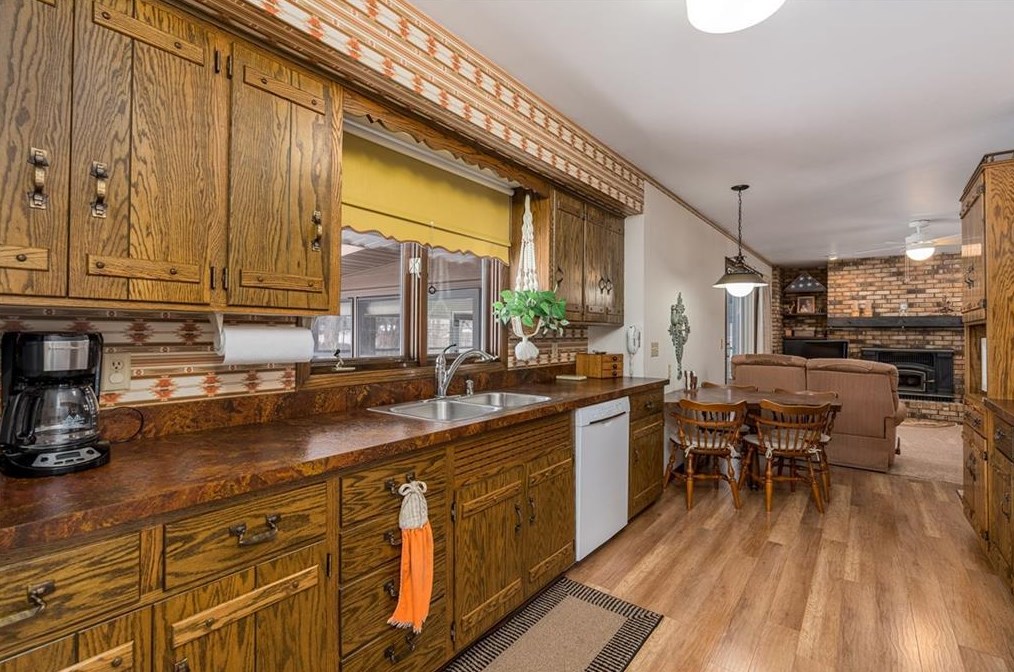 2210 Gooder St, Eau Claire, WI 54703-1317