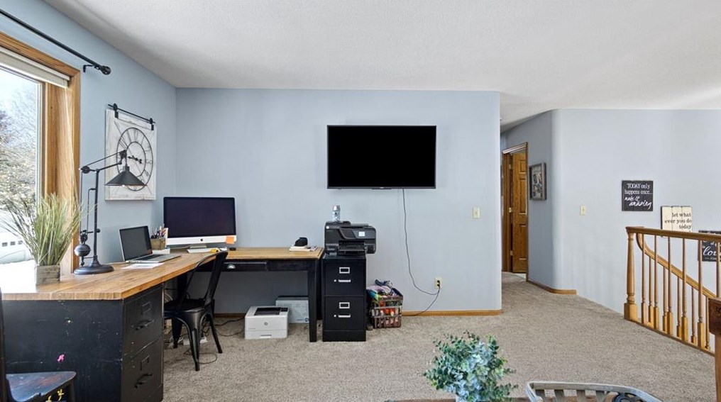 104 Canterbury Rd, Eau Claire WI  54701-7104 exterior