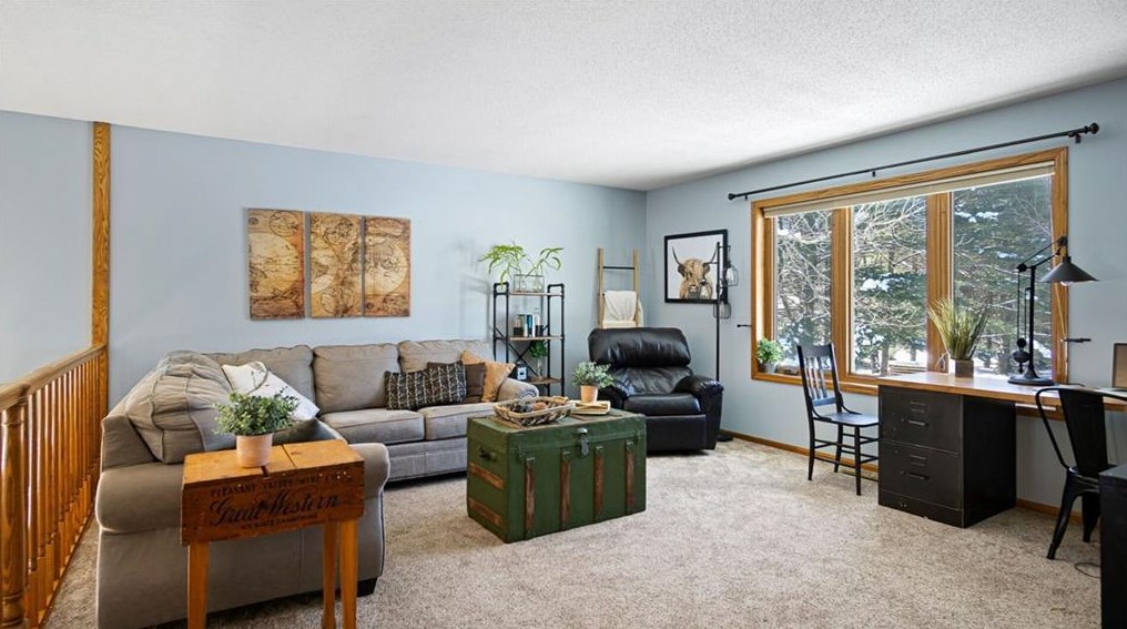 104 Canterbury Rd, Eau Claire WI  54701-7104 exterior