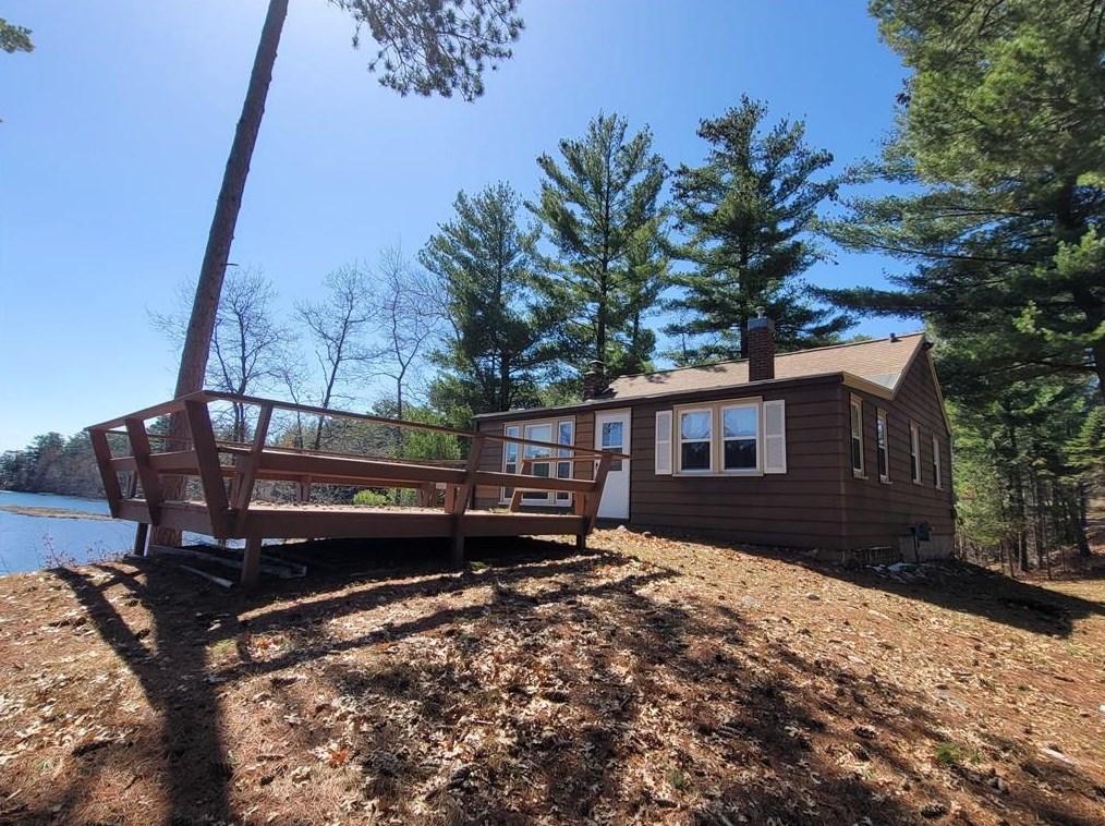 1111 22 3/4 St, Chetek, WI 54728-9688