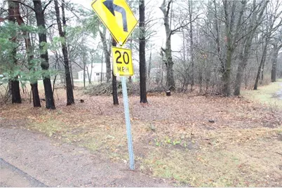 3917 North Shore Drive, Eau Claire, WI 54703 - Photo 8