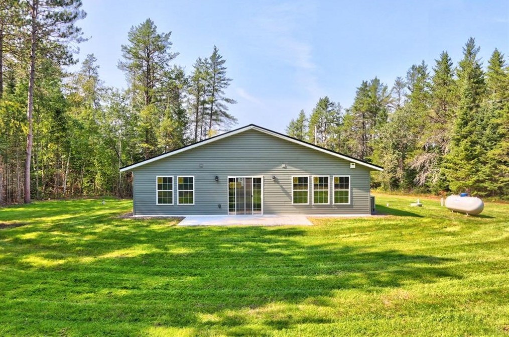 10096 Aspen Ln, LCO Commercial Cent, WI 54843