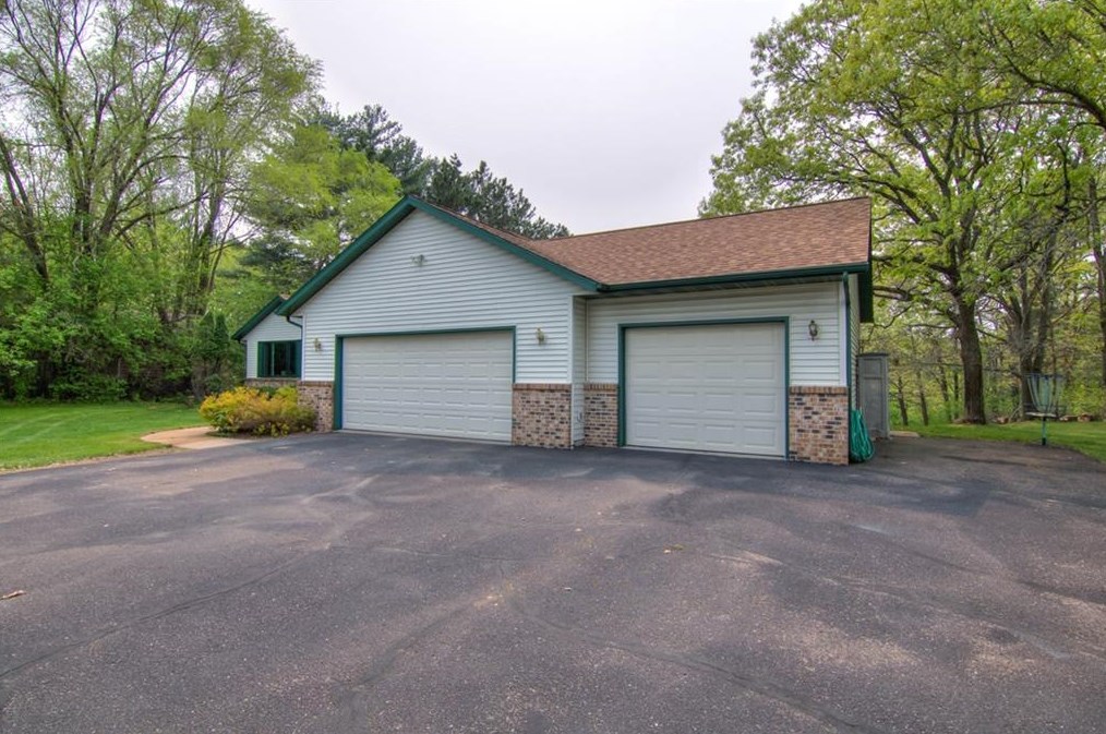 2377 Sherman Creek Rd, Eau Claire, WI 54703