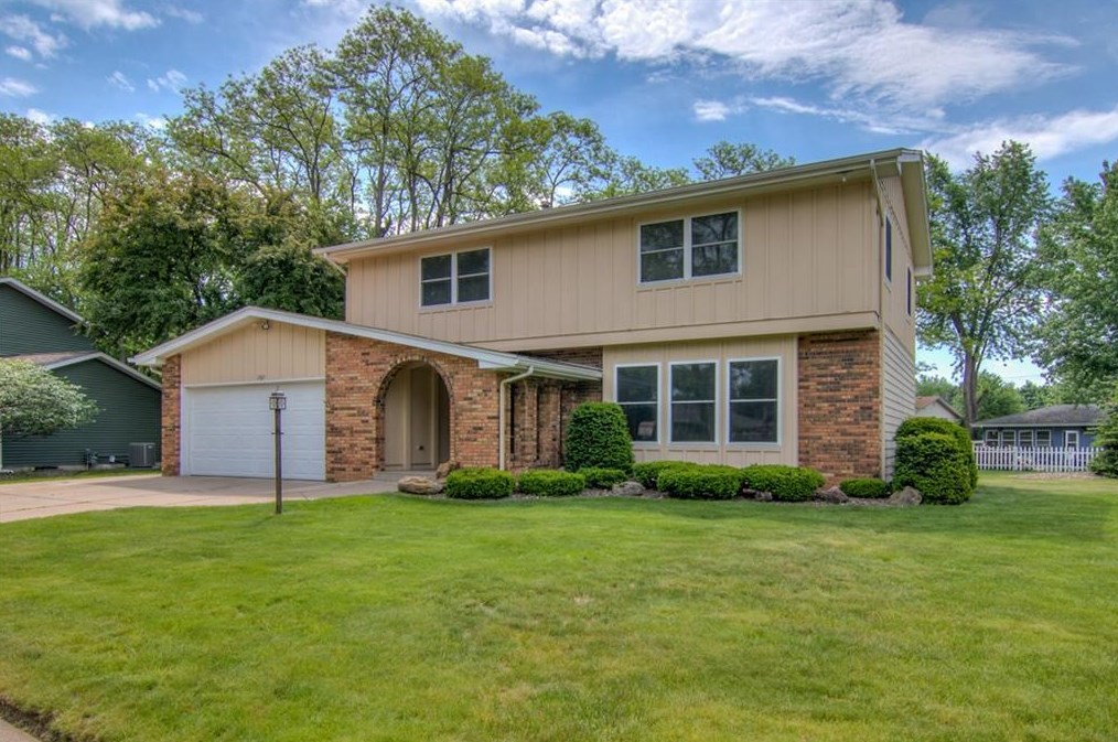 1305 Nixon Ave, Eau Claire, WI 54701