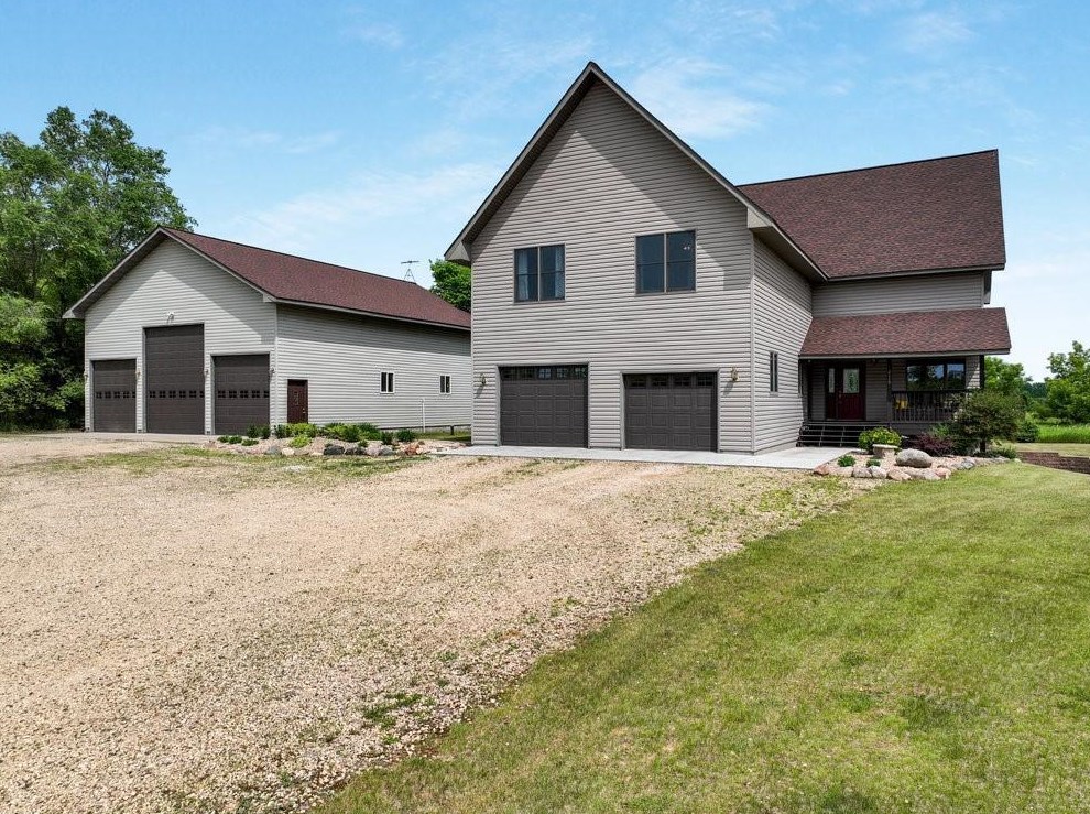 2119 County Rd Cc, New Johannesburg, WI 54017