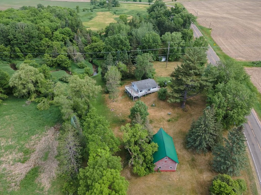 9695 County Rd Q, Downing, WI 54734