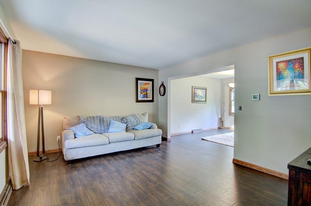 2227 Skeels Ave, Eau Claire, WI 54701