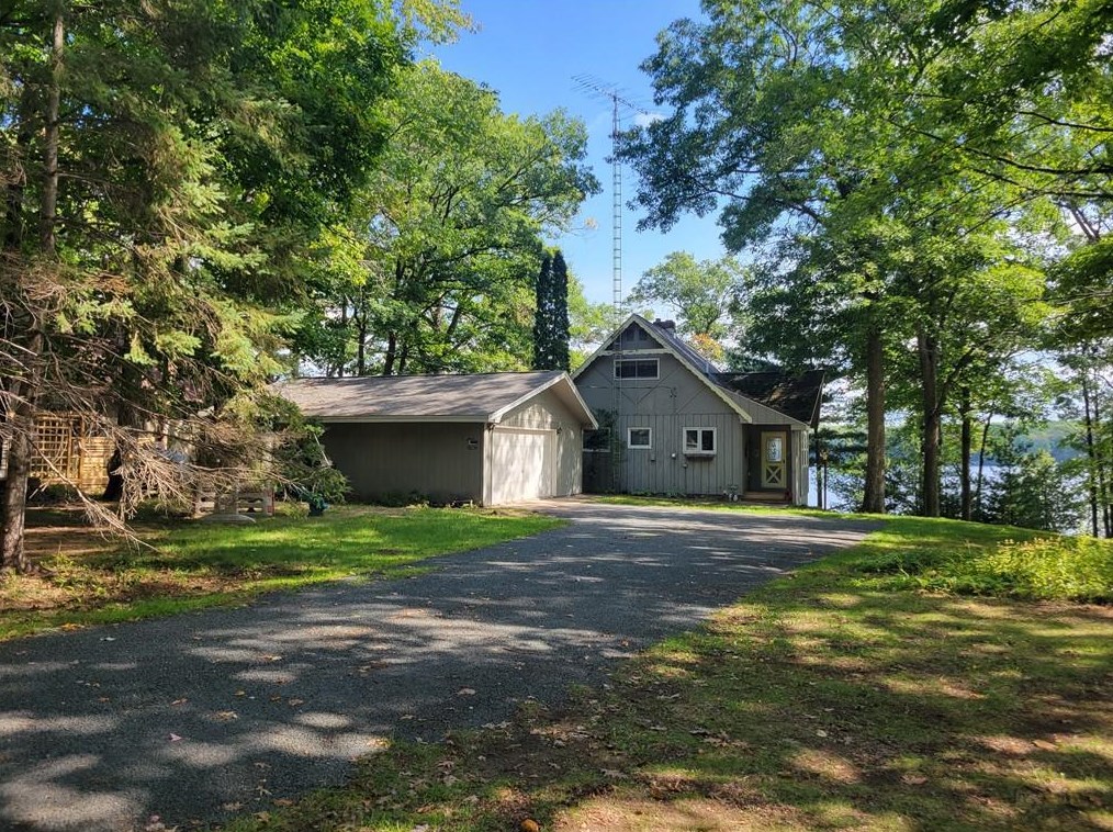 6158 Morningside Ln, Stone Lake, WI 54876