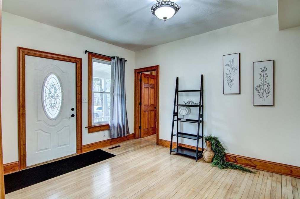 509 Cochrane St, Eau Claire, WI 54703