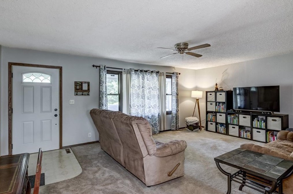 7131 N Shore Dr, Eau Claire, WI 54703