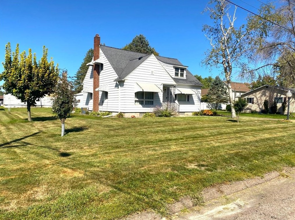 119 Colfax St, Augusta, WI 54722