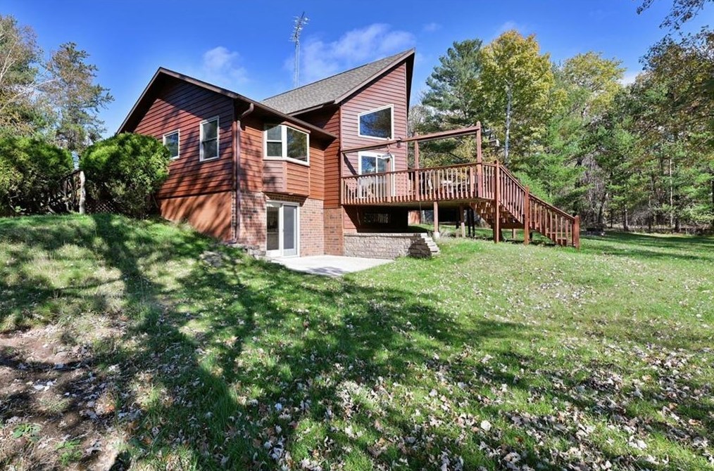 2689 11th St, Cumberland WI  54829-9667 exterior
