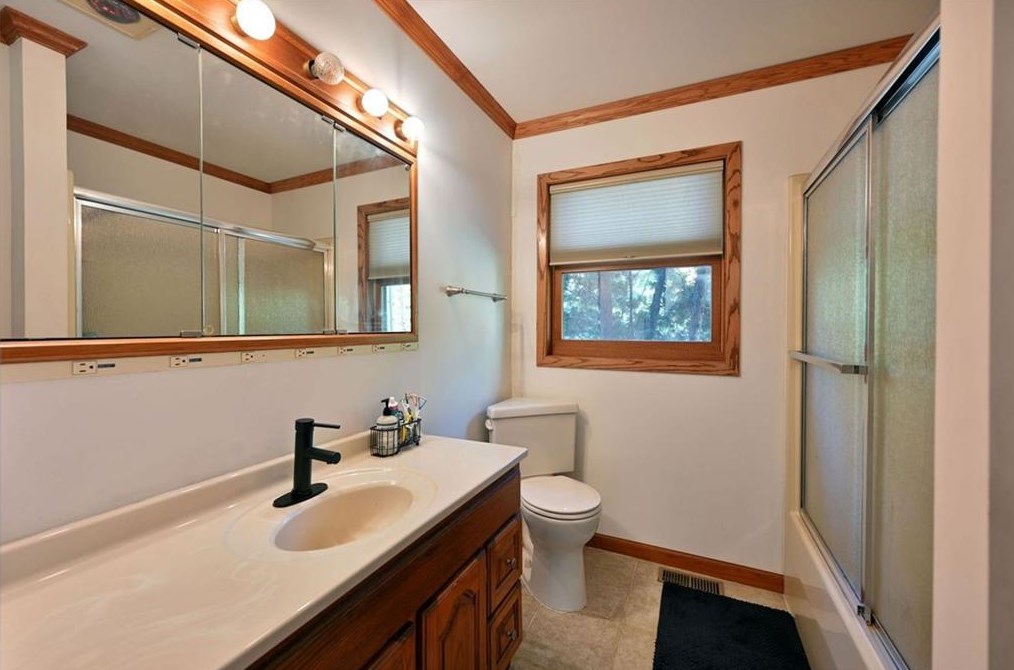 2689 11th St, Cumberland WI  54829-9667 exterior