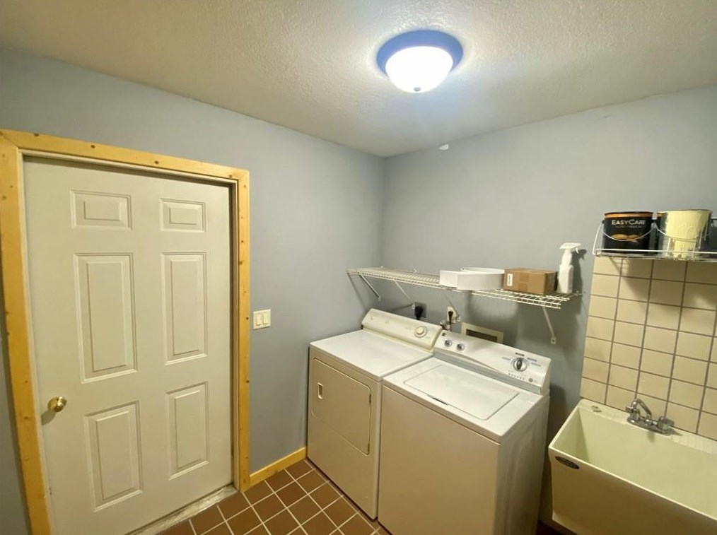 15558 Par Ln, LCO Commercial Cent, WI 54843